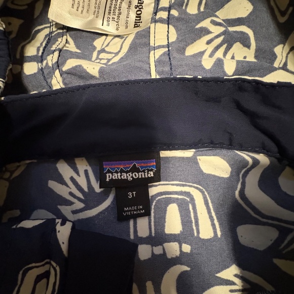 Patagonia Toddler Hooded Jacket - Navy/White - size 3T - Picture 2 of 3